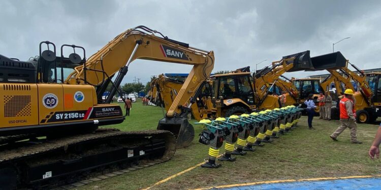 Incorpora AyD maquinaria para mejorar el servicio 