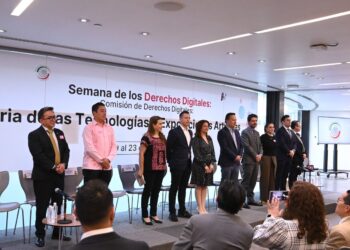 Participa “NLínea” en la Semana de los derechos digitales en el Senado