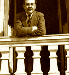 Presentan a  Alfonso Reyes en el París de 1925