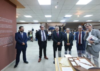 UANL presenta colección personal de Alfonso Reyes