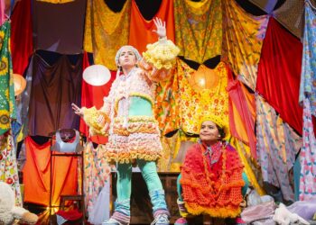 Acercan al público la obra de teatro “Dos niñas”