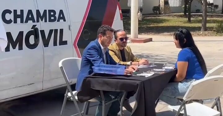 Llevan “Chamba móvil” a mujeres de Santa Catarina