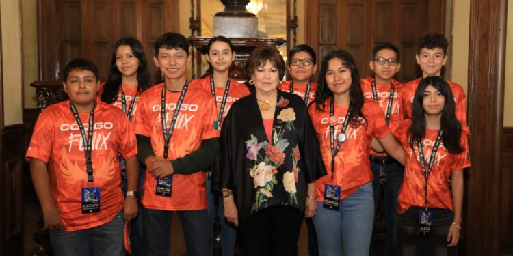 Nuevo León impulsa el talento juvenil