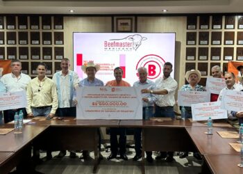 Aplicará Gobierno del estado 10 MDP en programa de mejoramiento genético del ganado de Nuevo León