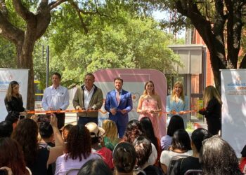 Inauguran dos lactarios en Parque Fundidora