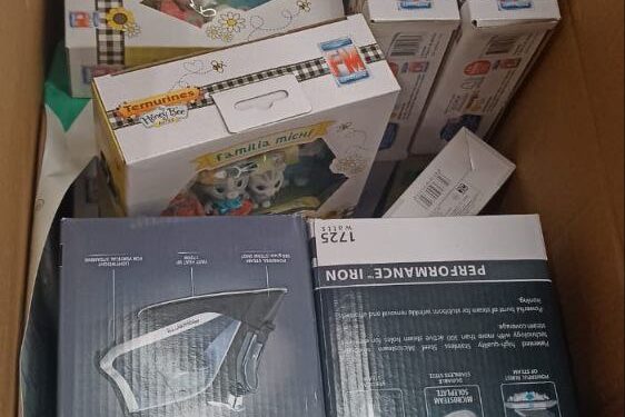 Detienen a tres por presunto robo en tienda departamental