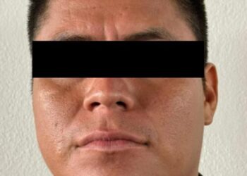 Detienen a cinco policías de Linares