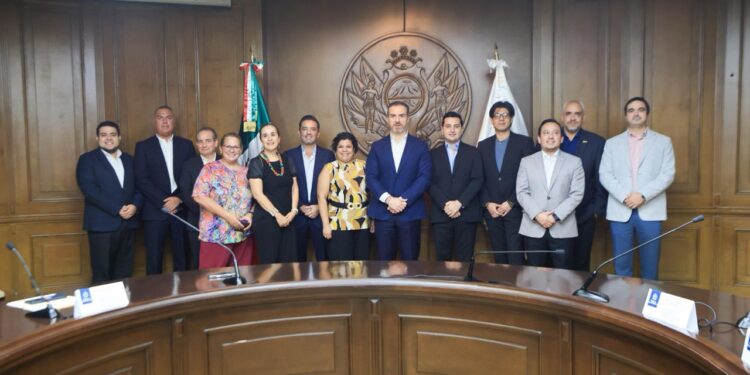 Buscan reducir tiempos de espera con digitalización de trámites
