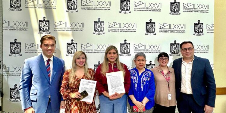 Proponen eliminar calumnias, injurias y difamación del código penal