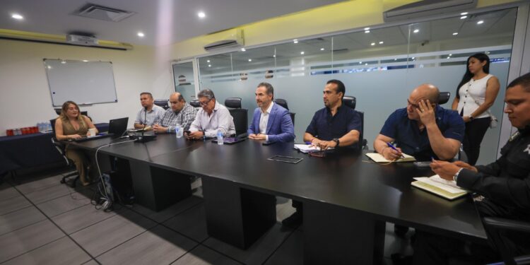 Adrián de la Garza destaca avances en seguridad