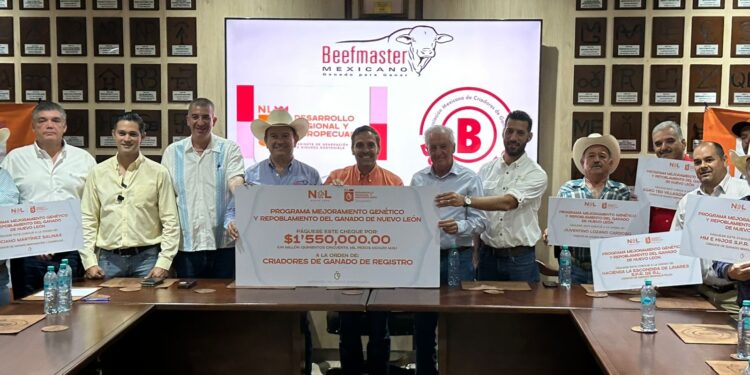 Nuevo León impulsa la mejora genética del ganado