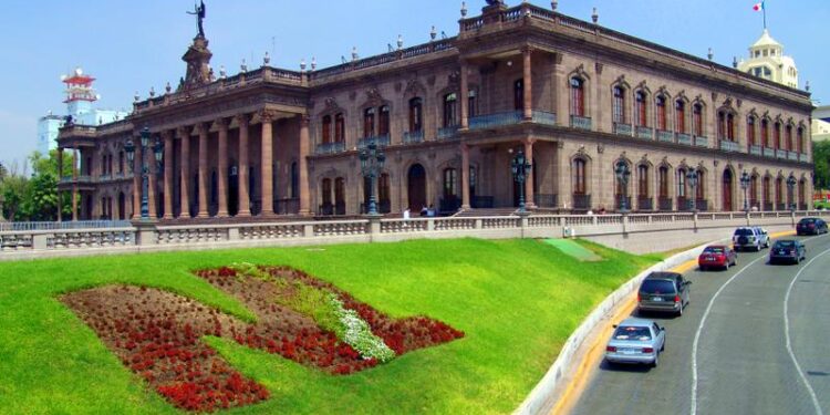 NL reestructura deuda para ahorrar intereses