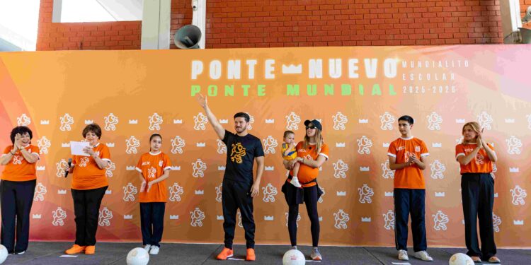 Inaugura Gobernador el Mundialito escolar