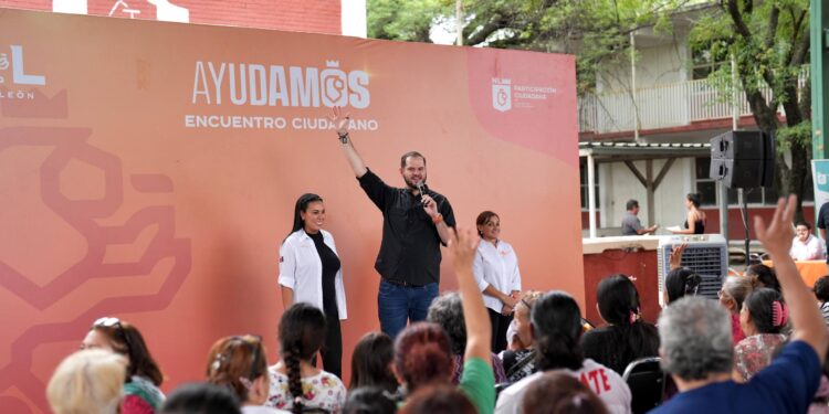 Llevan servicios a Prados del Nogalar