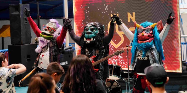 Combaten el bullying con rock y mensajes de empatía