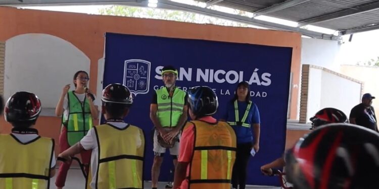 San Nicolás realiza rodada escolar