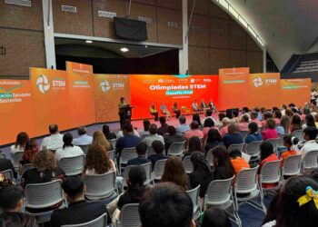 Premian a ganadores de la Olimpiada STEM