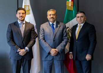 Gobernador refrenda su compromiso con la UANL