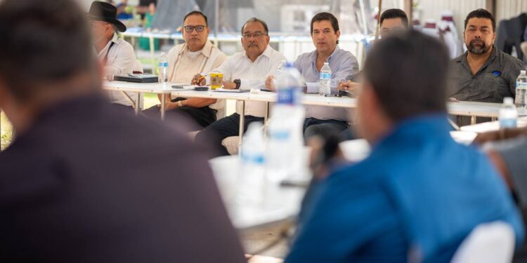 Invitan a empresarios a colaborar por Escobedo