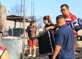Atiende  Monterrey a familias afectadas por incendio en tejabanes