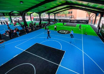 Apodaca rehabilita canchas deportivas con material de primer nivel