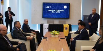 UANL firma alianza para impulsar talento universitario