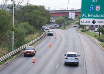 Mantendrán carril reversible emergente en Morones Prieto