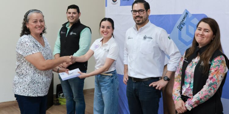 Amplían en Santiago programa “Cuidamos de ti”