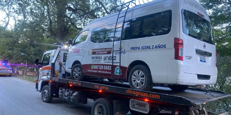 Recuperan auto robado en Santiago