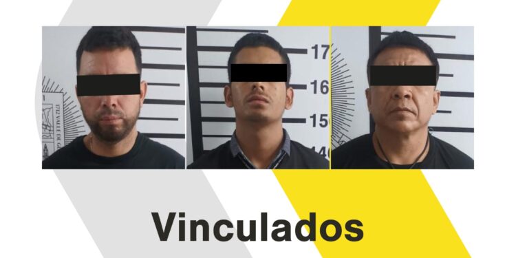 Vinculan a proceso a hombres detenidos en Santiago