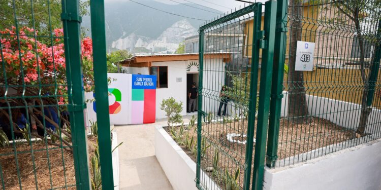 Entregan en San Pedro casa ecológica