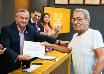 Realizan cirugías gratuitas de cataratas