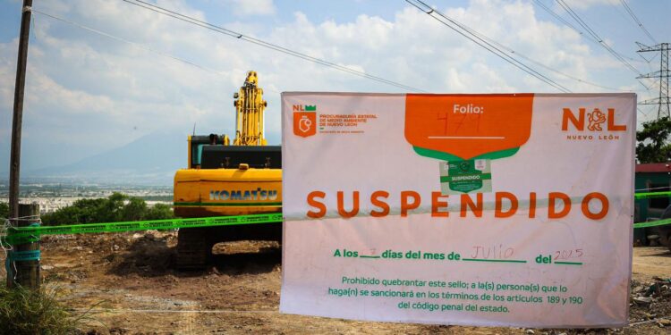 Suspenden dos tiraderos clandestinos en El Carmen