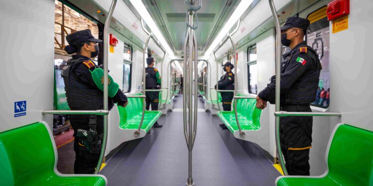 Incorporan 6 trenes a la línea 1