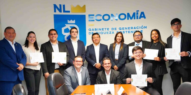 Reconocen a talentos de FIME de UANL