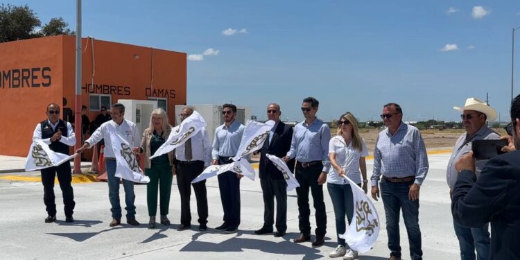 Inauguran nuevos carriles de importación en el puente Colombia-Laredo