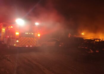 Se incendia corralón en El Carmen 