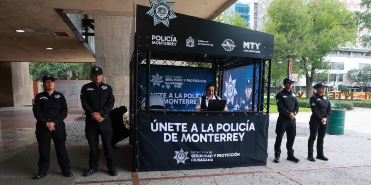 Instalan módulo de reclutamiento en Monterrey