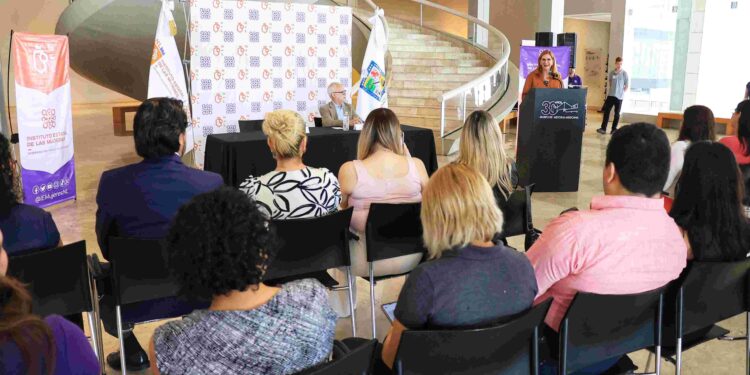 Firman acuerdo para promover igualdad de género en espacios culturales