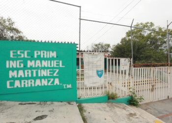 Inician operativo especial de limpieza en escuelas de Monterrey