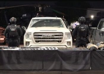 Decomisan armamento y equipo táctico tras enfrentamiento