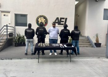 Cae hombre por robos en carretera en Monterrey