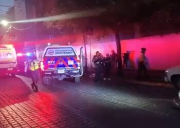 Choque de camión urbano deja 6 lesionados