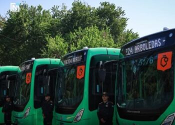 Entregan 24 unidades para ruta 224