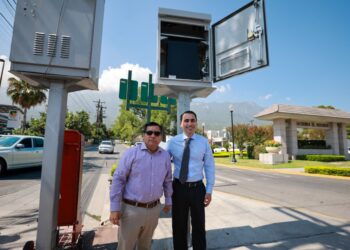 Arrancan modernización de semáforos en San Pedro