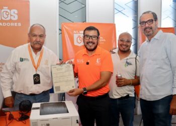 Empleados de NL reciben beneficios integrales