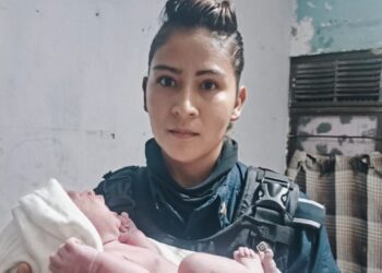 Apoyan policías de Guadalupe a mujer en labor de parto 