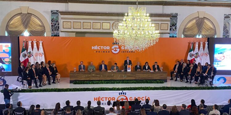 Rinde Héctor García primer informe de gobierno