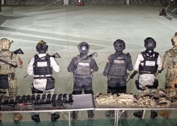 Decomisan arsenal en Bustamante