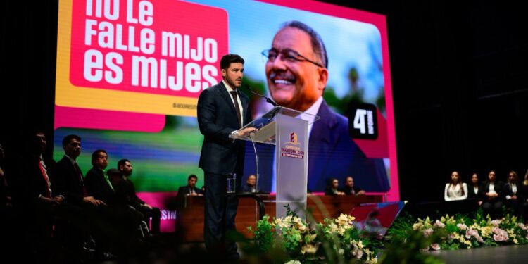 Rinde Mijes cuarto Informe de gobierno